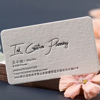 Cartes de visite de luxe en coton 600 g/m² avec gaufrage 3D et marquage à chaud, impression numérique offset, design baroque pour planificateurs de mariages
