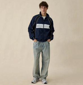 <span class=keywords><strong>Giacca</strong></span> a Vento Sportiva da Uomo con Blocchi di Colore e Bordi a Contrasto, Zip Intera, Collo Alto, Maniche Raglan, Oversize, Stile Retrò, in Poliammide Tinta, Windbreaker ODM - Product Image 4