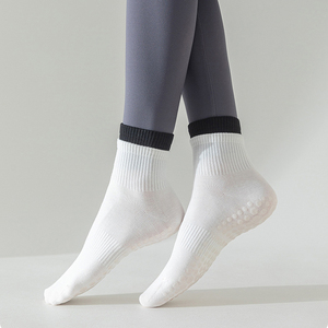 Tùy Chỉnh Grip Thoáng Khí Mắt Cá Chân Dệt Kim In Kỹ Thuật Số Chống-Trượt Của Phụ Nữ Khiêu Vũ Vớ Yoga Cho Mùa Xuân - Product Image 4