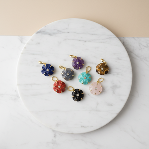 Collier exquis en cuivre de style punk, orné de fleurs en pierres précieuses colorées en 3D, idéal pour les filles avec une jupe - Product Image 2