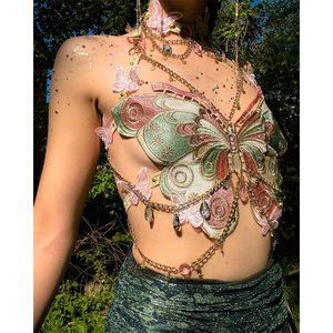 Camisole dos nu en cristal Lady Y2K, harnais <span class=keywords><strong>de</strong></span> festival rave, colliers <span class=keywords><strong>ras</strong></span> du <span class=keywords><strong>cou</strong></span>, broderie papillon, chaîne métallique, haut halter avec collier <span class=keywords><strong>ras</strong></span> du <span class=keywords><strong>cou</strong></span> - Product Image 2