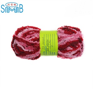 Fil <span class=keywords><strong>de</strong></span> fantaisie <span class=keywords><strong>en</strong></span> plume sur boule, pour le tricot à la main, vente directe, <span class=keywords><strong>de</strong></span> bonne qualité, à bas prix, chine, g - Product Image 4