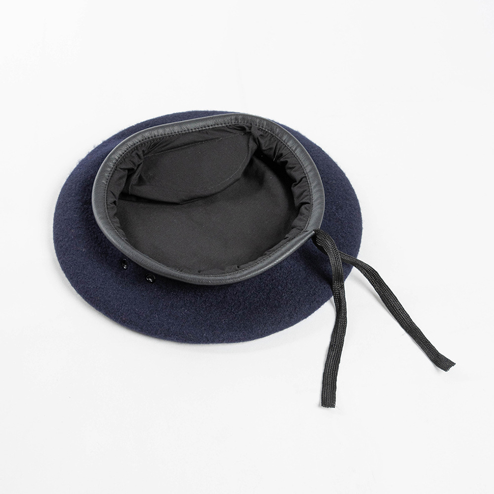 Bordure en cuir bleu marine