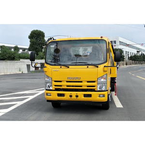 Offre Spéciale Isuzu ELF 10T – Dépanneuse à Plateau Robuste pour le Remorquage de Véhicules Moyens, le Dépannage en Cas d'Accident et le Transport de Machines de Construction - Product Image 2