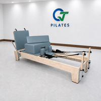 Mesin Pilates Reformer Kayu Maple Solid Warna Biru Slate untuk Ruang Kebugaran Kontemporer, Rehabilitasi Inti Tubuh, dan Kelas Kelompok