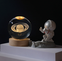 Lampe d'ambiance en cristal de verre avec boule de cristal, décoration de table créative en forme de soleil sculpté en 3D, base lumineuse