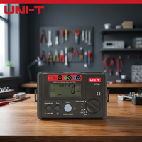 Testeur numérique RCD/ELCB Uni-T UT582 Plus avec interrupteur de protection contre les fuites de courant, affichage numérique automatique de la tension et de la fréquence