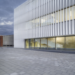 Factory Wholesale Electric Aluminum Louvers Plantation <strong>Shutters</strong> Motorized Or Manual - Product Image 1