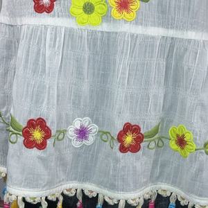 Blusa de Mujer Nueva, Casual, de Algodón y Lino, con Bordado de Encaje Blanco, Manga Larga, Color Blanco - Product Image 6