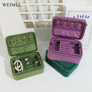 WEIMEI Custom Logo Wholesale Luxury Soft Velvet Portable Mini Travel Zipper Heart <b>Puller</b> Ring Necklace Jewelry Organizer Box - Product Image 5
