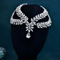 Nouvelle vente en gros d'appliques en cristal faites à la main, motif personnalisé, strass, coiffe de mariée à boucles pour robe de soirée