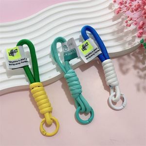 Nouvelle coque de téléphone universelle avec cordon de suspension, porte-clés de voiture, ornements simples, cordon court tressé à la main en nylon pour téléphone, porte-clés promotionnel - Product Image 3