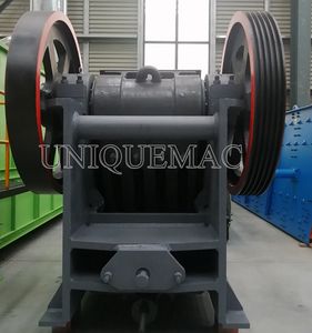 Fabricante de China, máquina trituradora de mandíbula de roca de piedra diésel para triturar piedra caliza de grava agregada - Product Image 3