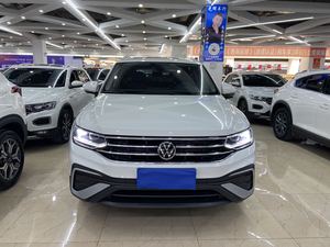 Volkswagen <span class=keywords><strong>Tiguan</strong></span> L MY2023 280TSI Automatique à deux roues motrices, édition limitée Trend, voitures d'occasion - Product Image 2