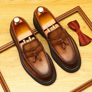 รองเท้าหนังผู้ชายสไตล์อังกฤษแบบสวม  งานแฮนด์เมดเย็บแบบ Goodyear  หนังม้า ระบายอากาศได้ดี น้ำหนักเบา  สำหรับฤดูใบไม้ร่วง  หรูหรา - Product Image 5