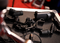 Kit Professionnel de Microphones de Batterie Filaire Lane PGA DMK7, 5 Pièces, dans un Boîtier en Plastique avec Emballage Extérieur Coloré