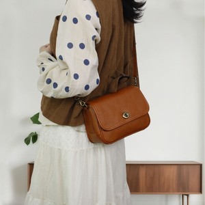 Vegetable Tanned Cowhide Shoulder Bag Horizontal Square 7 Inch <b>Lock</b> Closure Everyday Use Women's Small Crossbody Bag Brown - Product Image 3