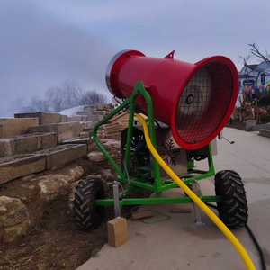 Machine à neige d'extérieur HG-70 avec roues, compresseur et moteur Bristol pour usage en station de ski - Product Image 6