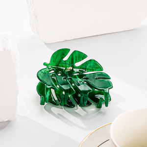 Jepit Rambut Akrilik Baru Desain Daun Berkualitas Tinggi Elegan Serbaguna Modis Segar Imut Model Gigitan Hiu Sederhana - Product Image 3