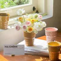 Brillant écologique 2025 dernier Design moderne crème glacée gaufre tasse en céramique Macaron Vase ludique Pastel décor cône bureau fête