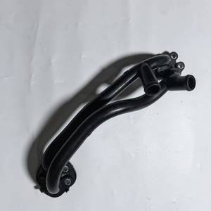 Mangueras de Refrigerante para Volkswagen Phideon Audi A6 Q7 Motor 3.0T 06E121083Q Pieza de Repuesto Material Plástico - Product Image 1
