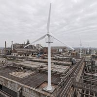 Aerogenerador de Imán Permanente de 30KW GWS-30000W, Trifásico CA, PMSG, 380V, Rotor de 12m, Imán de NdFeB, Accionamiento Directo