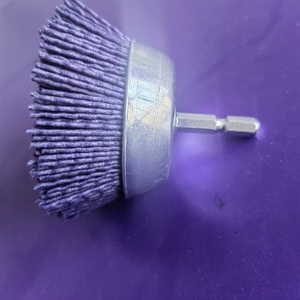 <span class=keywords><strong>Brosse</strong></span> Abrasive Industrielle en Nylon de 3 Pouces avec <span class=keywords><strong>Tige</strong></span> Hexagonale pour le Débavurage des Métaux - Product Image 4