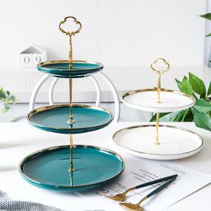 Mariage or jante blanc <span class=keywords><strong>vert</strong></span> céramique porcelaine gâteau dessert serpent support de <span class=keywords><strong>table</strong></span> or gâteau stand niveau - Product Image 3