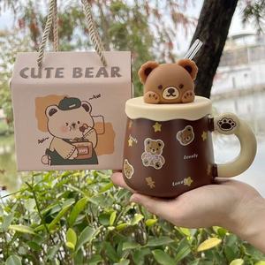 Taza de cerámica con figura de oso 3D, con tapa y pajita, diseño de oso de dibujos animados, taza de café creativa para el hogar, taza para regalo. - Product Image 6