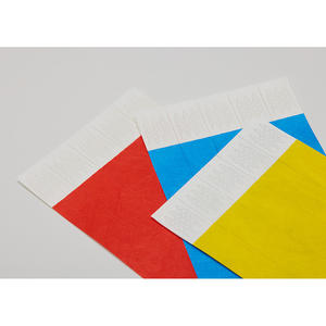 Impresión de texto personalizado para branding y control. Pulseras de TYVEK de color sólido de 19 mm (3/4 pulgadas) para seguridad. - Product Image 1