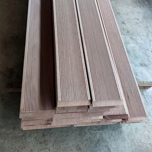 Performance supérieure Bois dur rouge Meranti Seraya Timber Résistance la plus élevée pour le moulage industriel Meilleur modèle de bois d'œuvre - Product Image 3