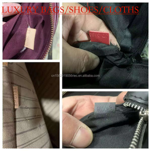 Sacs de mode d'occasion pour femmes d'Italie utilisés avec une longue sangle et un code de série brodé inclus - Product Image 6