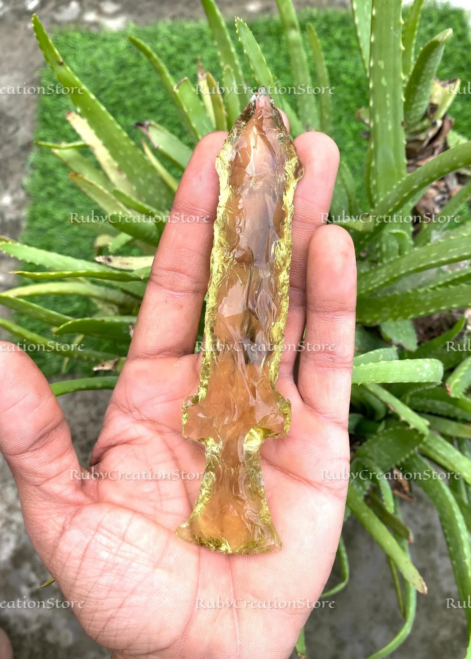 Yellow / Golden translucent