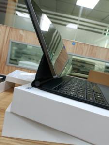 12,6 pulgadas 2 en 1 <span class=keywords><strong>Surface</strong></span> <span class=keywords><strong>Pro</strong></span> Window 11 Tablet PC con teclado y bolígrafo Buena calidad Fábrica directamente al por mayor - Product Image 5