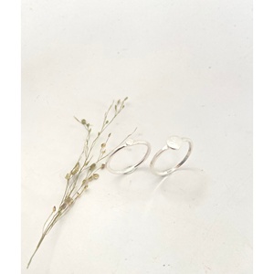 TD Eleanore grande palla piatta impilamento anello sottile elegante e resistente - Product Image 2