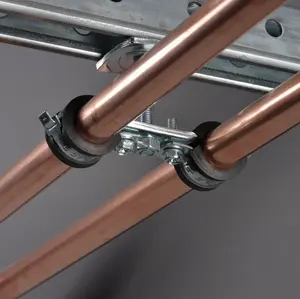 高质量隔音平行双橡胶管夹用于两根管道