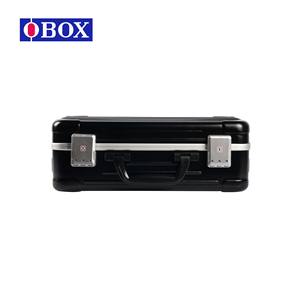 Estuche de maquillaje profesional Obox con luz, caja de cosméticos portátil de gran capacidad en metal rosa claro para artistas y técnicos. - Product Image 3