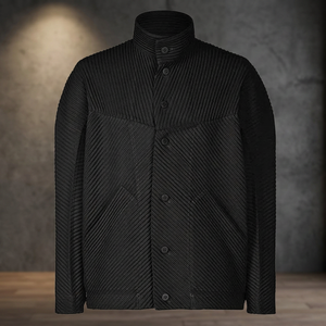 Veste noire pour homme Miyake plissée unie à col montant et manches longues, mode automne 2024, nouvelle collection - Product Image 3