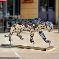 Grande statue de léopard en acier inoxydable à géométrie en métal personnalisée