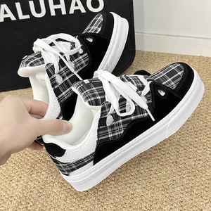 Chaussures décontractées pour hommes, style skate, noir et blanc - Product Image 4