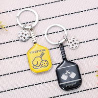 Porte-clés mini tendance en métal imitation balle de pickleball, ornement de mode pour les passionnés de sport et les enfants – Vente en gros usine