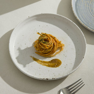 Directo <span class=keywords><strong>de</strong></span> fábrica, venta al por mayor, <span class=keywords><strong>restaurante</strong></span> nórdico, catering, platos irregulares <span class=keywords><strong>de</strong></span> porcelana para servir, plato <span class=keywords><strong>de</strong></span> cena <span class=keywords><strong>de</strong></span> cerámica duradero para Hotel - Product Image 2