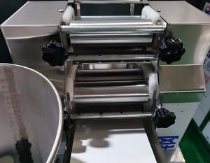 Máquina Comercial para Hacer Dumplings, Gyoza y Samosas con Motor, 70 Piezas/Min, Acero Inoxidable de Grado Alimenticio - Product Image 2