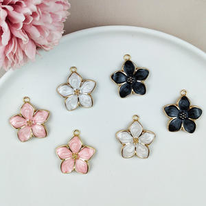 จี้สร้อยคออัลลอยรูปหยดน้ำสีทองรูปดาวห้ากลีบแบบทำมือพร้อมเครื่องประดับต่างหู - Product Image 5