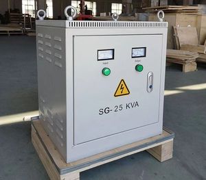 Transformador de 220v a 380v, 10kva/15kva/25kva, trifásico, bobinado de aluminio, con certificación CE - Product Image 1