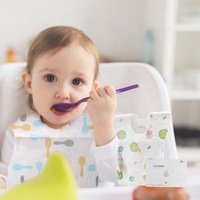 Dailys Cute Bavoir bébé jetable imperméable et non tissé avec poche Service OEM de voyage portable