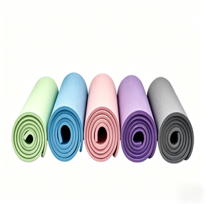 เสื่อโยคะ NBR หนา 10 มม./8 มม. กันน้ำ เป็นมิตรกับสิ่งแวดล้อม กันลื่น รองรับแรงกระแทก ความหนาแน่นสูง แบบเซลล์ปิด พร้อมสายสะพายสำหรับพิลาทิส - Product Image 1