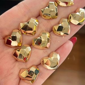 Xinfly <b>Fine</b> Jewelry Supplier Women Fashion Luxury Pure Real 18k Gold Hollow Heart Shape <b>Stud</b> <b>Earrings</b> - Product Image 2