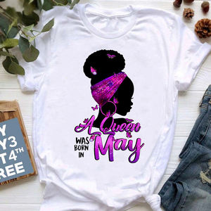 Una regina è nata da gennaio a dicembre, maglietta grafica con stampa di farfalle e ragazza nera, maglietta anni '90 Friends, regalo di compleanno, t-shirt da donna - Product Image 5