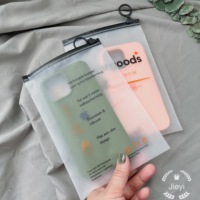 Pochette Zippée en PVC/EVA Givré Personnalisée avec Logo Noir Imprimé et Anneau pour Coque de Téléphone Accessoires iPhone 13